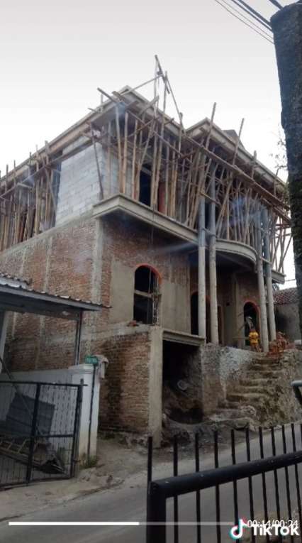 Video Transformasi Rumah Tua Dimakeover Jadi Gedongan, Glow Up Bukan Main Ditonton 15 Juta Kali Video Transformasi Rumah Tua Dimakeover Jadi Gedongan, Glow Up Bukan Main Ditonton 15 Juta Kali