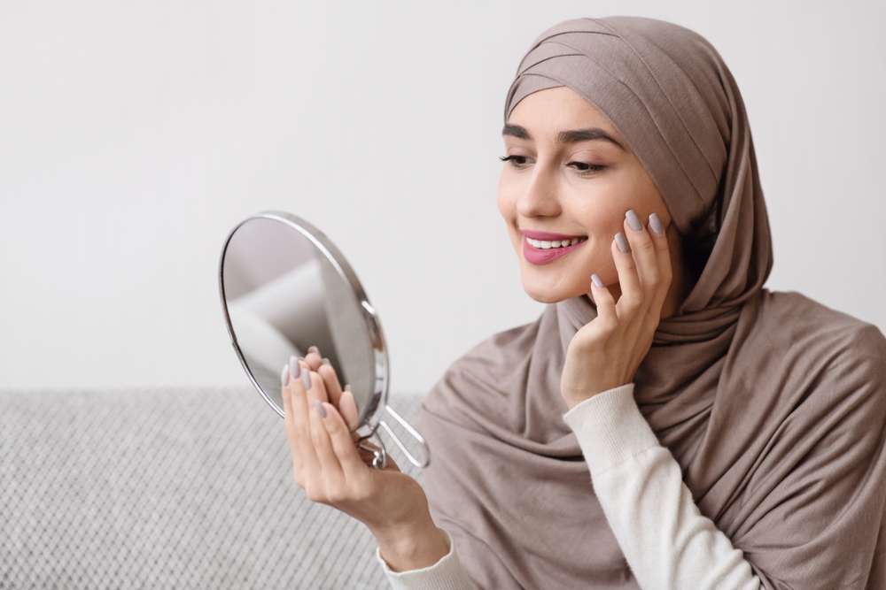 Memakai Skincare