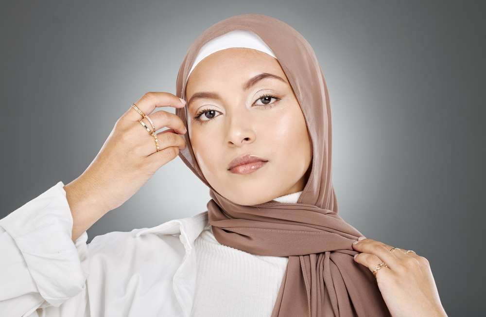 Hijab warna nude