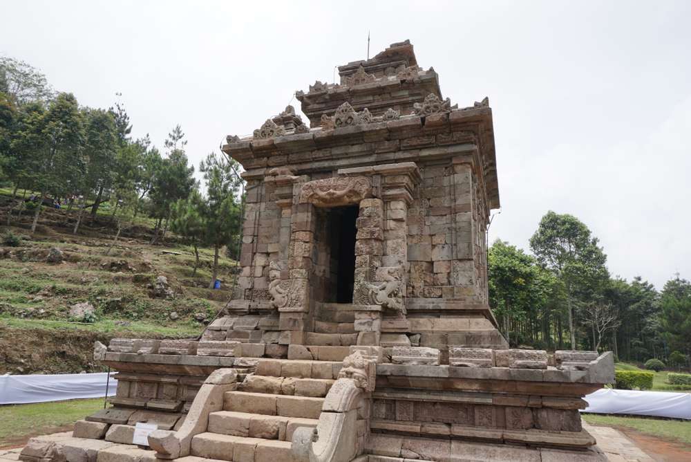 candi gedung songo