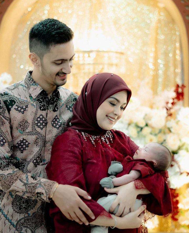 Potret Vebby Palwinta Melahirkan Anak Kedua