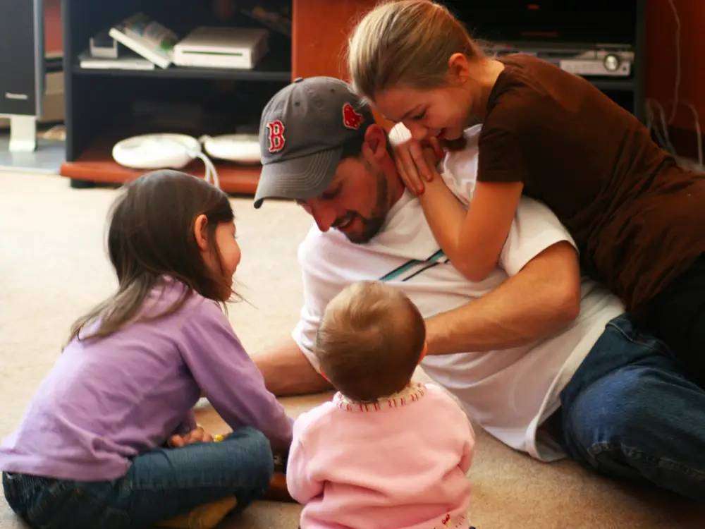 Keluarga di Denmark ini rela membayar pajak tinggi karena percaya bahwa pemerintahnya akan mengelolanya secara benar untuk fungsi sosial masyarakat