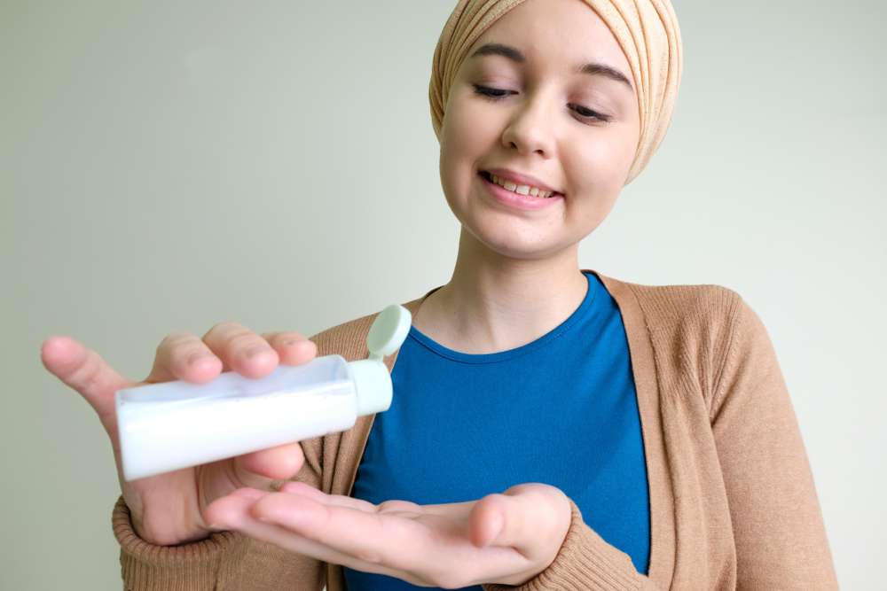 Memakai Sunscreen