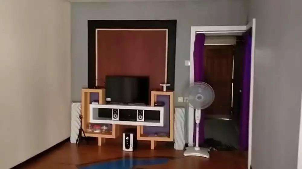 Viral penampakan rumah dari luar mirip gubuk bagian dalamnya mencengangkan.