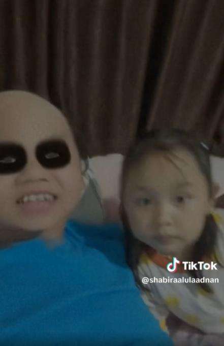 Mau lucu-lucuan sama putrinya, sang ayah malah ketakutan.