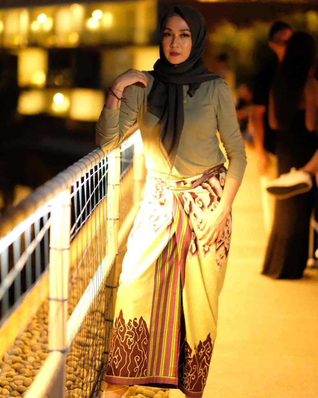 Potret Dina Lorenza