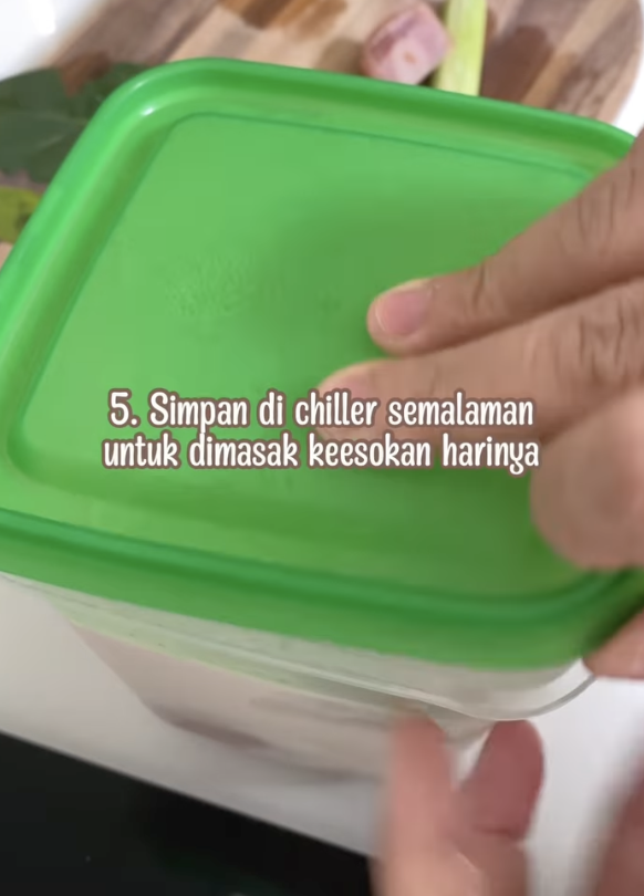 Memarinasi Ayam