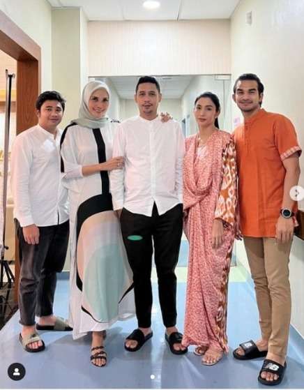 Dampingi Ibunda yang Sudah 18 Hari Dirawat, Tyas Mirasih Rayakan Idul Fitri 2023 di Rumah Sakit
