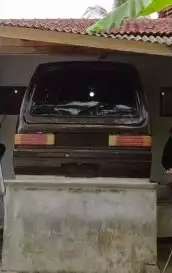 the car becomes a prayer room