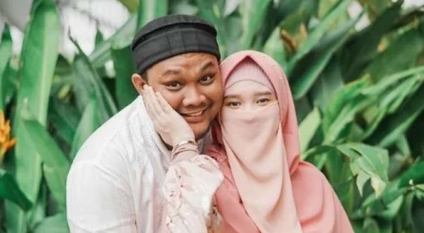 Virgoun dan istri