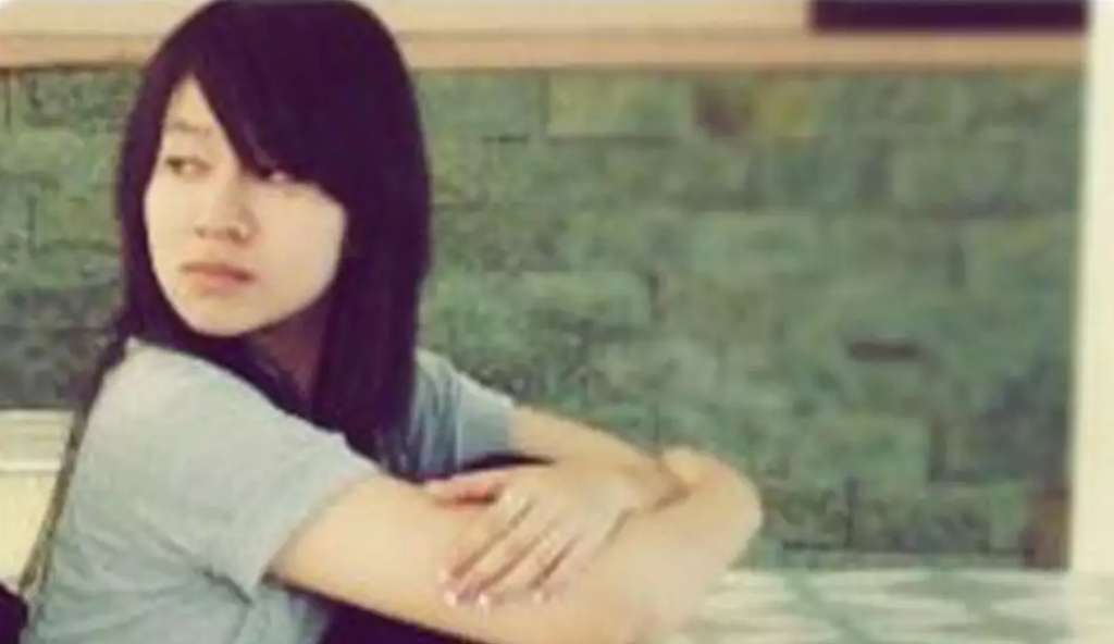 Potret  Anisa Fujianti