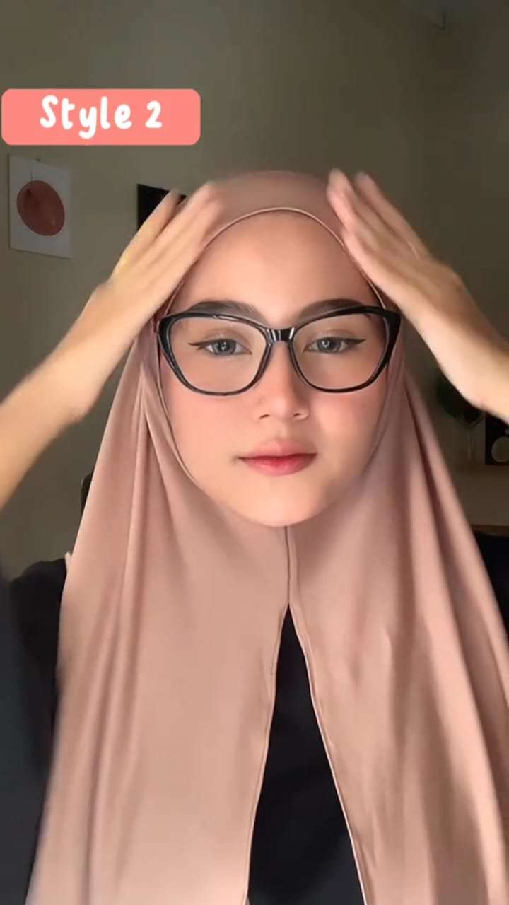 TikTok @fashionhijabcenter