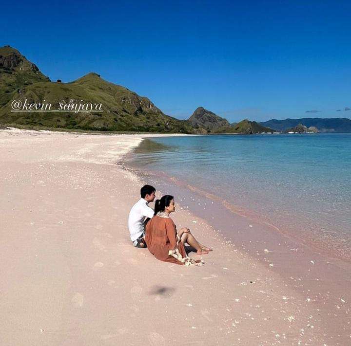 Potret Honeymoon Kevin dan Valencia