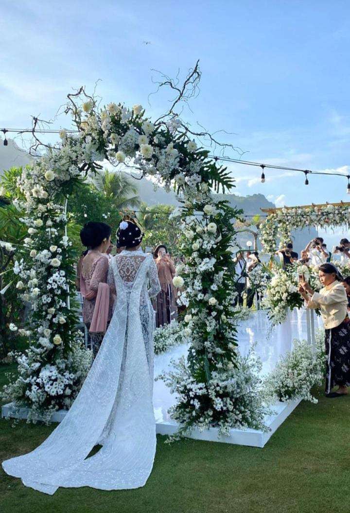 Potret Pernikahan Tri Suaka dan Nabila Maharani