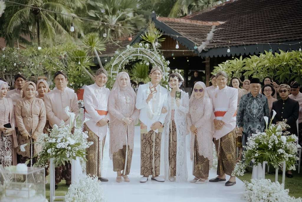 Potret Pernikahan Tri Suaka dan Nabila Maharani