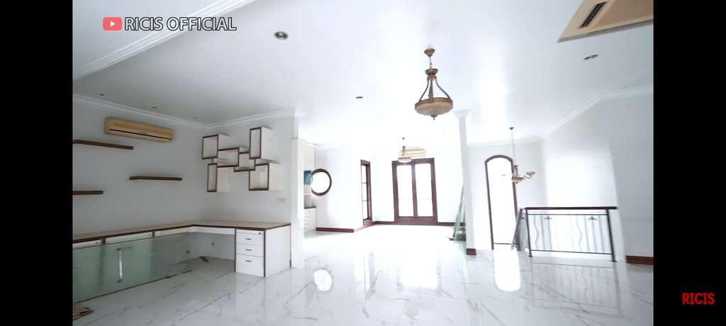 Potret Rumah Baru Ria Ricis dan Suami