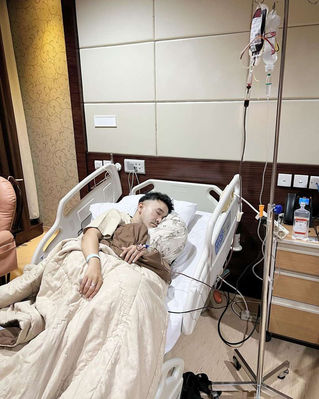 Ruben Onsu dirawat di rumah sakit