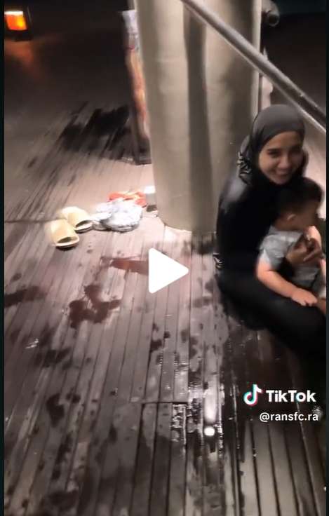 Zaskia Sungkar dan Ukkasya