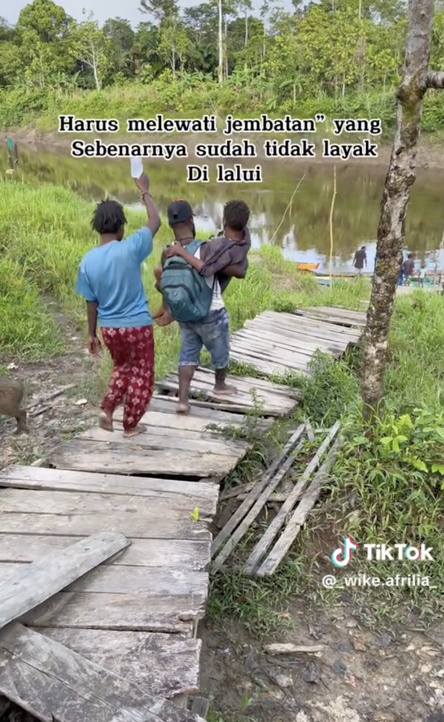 Perjuangan Nakes di Papua