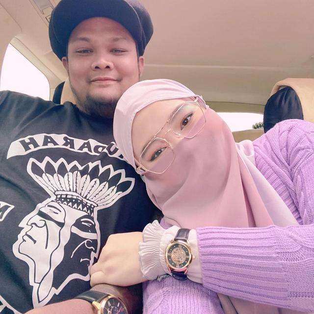 Virgoun dan istrinya Inara Rusli