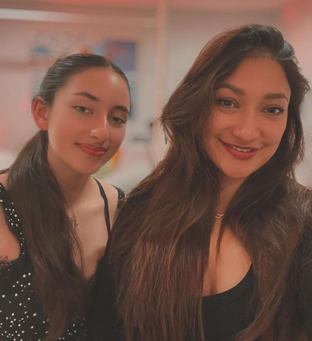 Potret Rahma Azhari dan putri sulung Camilia