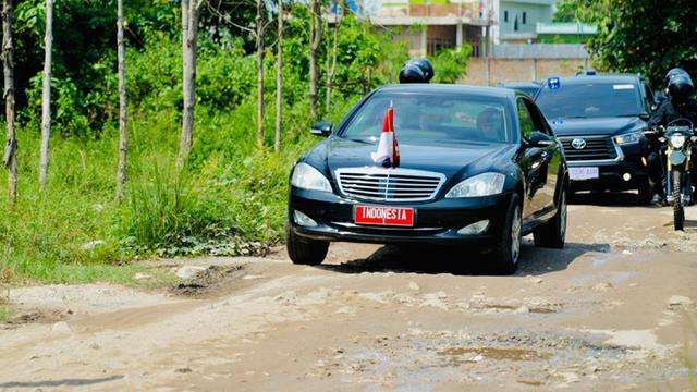 mobil dinas jokowi
