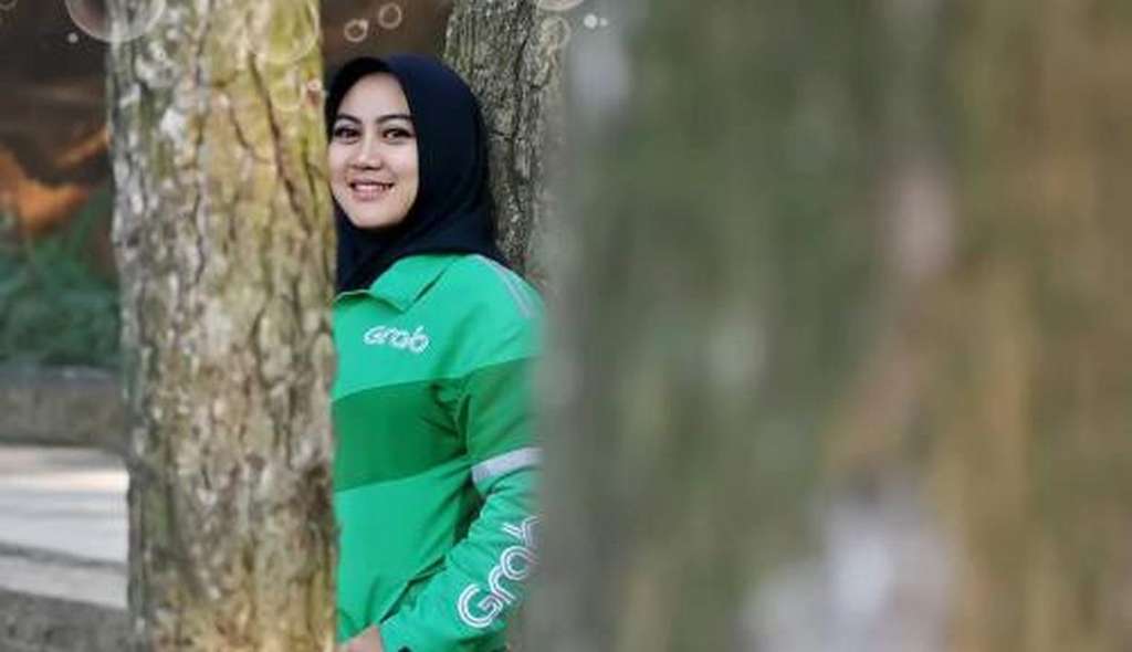 Deretan paras cantik driver ojol wanita.