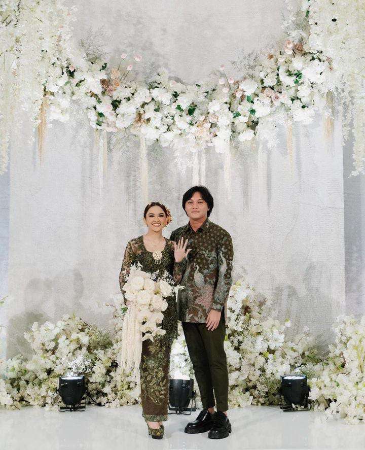 Potret Pertunangan Mahalini dan Rizky Febian
