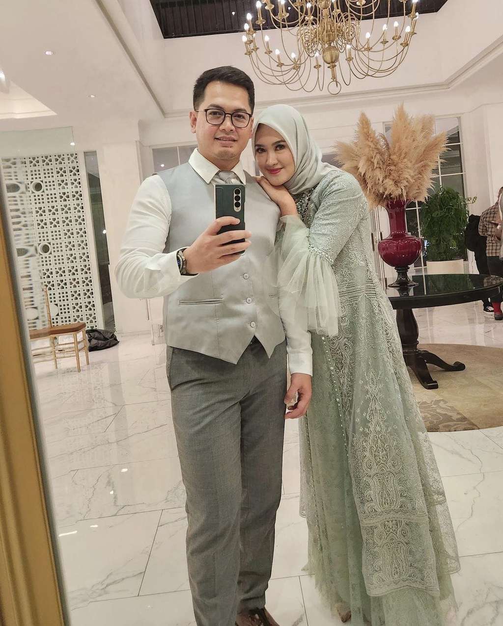 Potret Istri Tommy Kurniawan