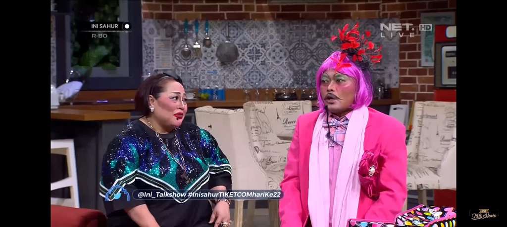 Potret Transformasi Nunung Srimulat Potret Transformasi Nunung Srimulat