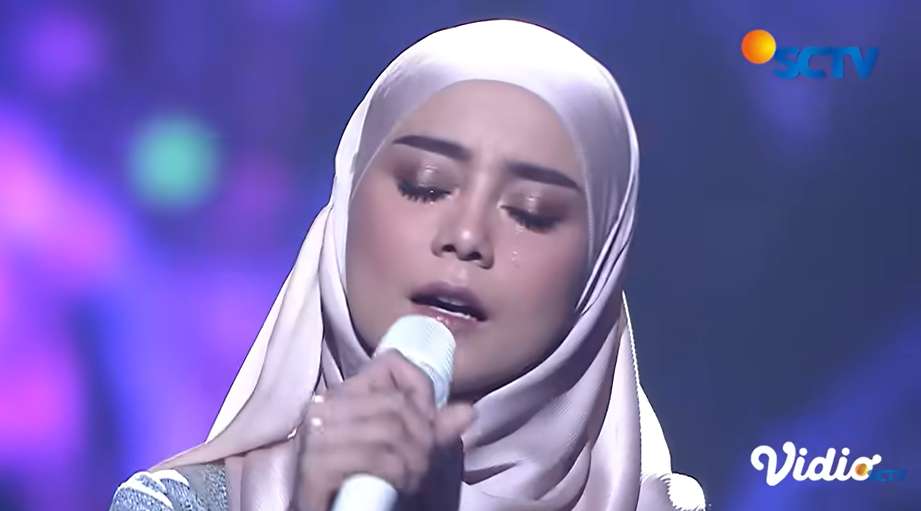 Potret Lesti Kejora perdana tampil di TV