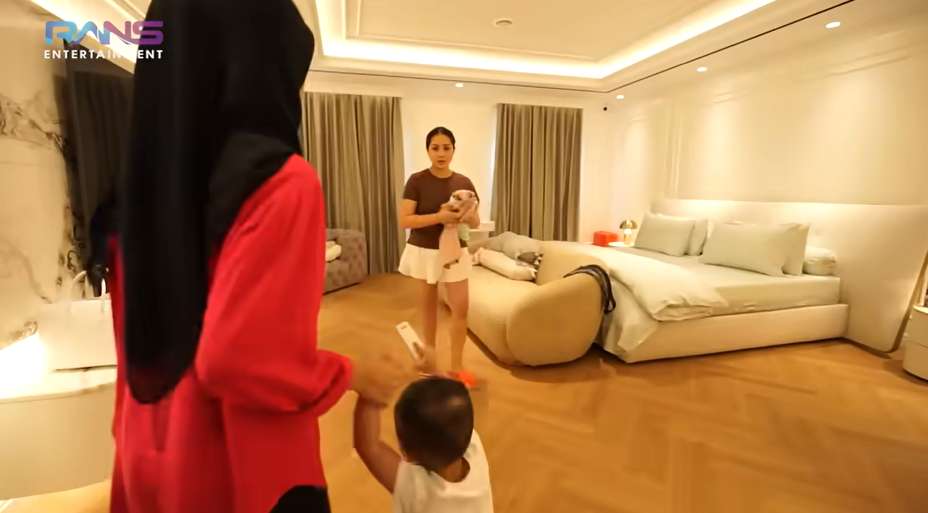 Potret Kamar Raffi dan Nagita