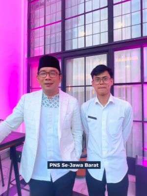 RIDWAN KAMIL DAN HUSEIN