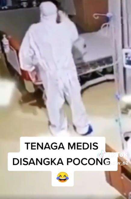 Ngakak! Tenaga medis dikira pocong.