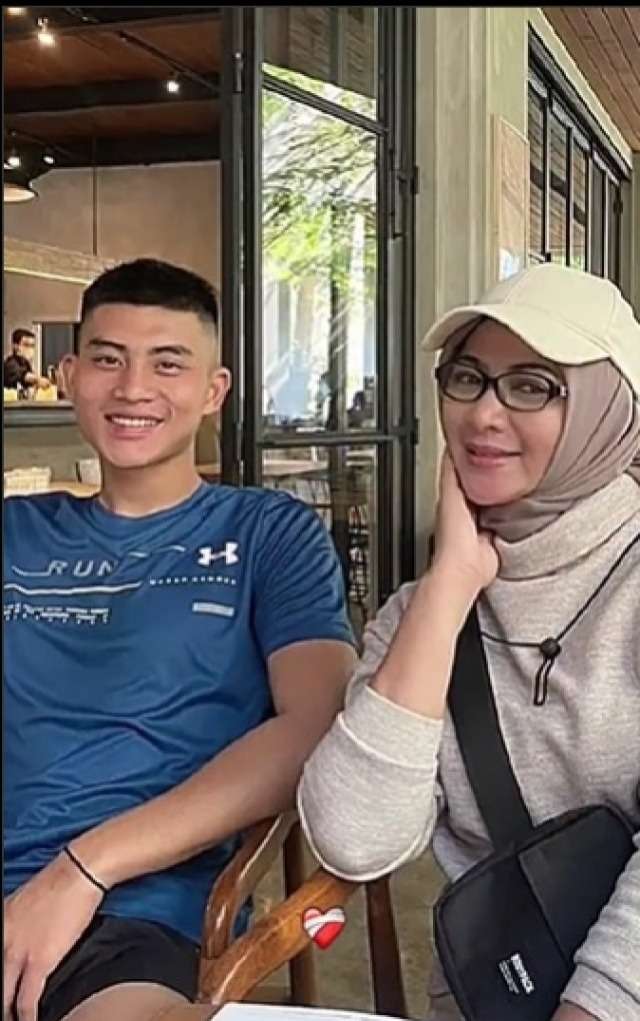 Potret Wanita Cantik Selalu Dampingi Taruna Akmil TNI, Dikira Pacar Ternyata ini Hubungan Keduanya