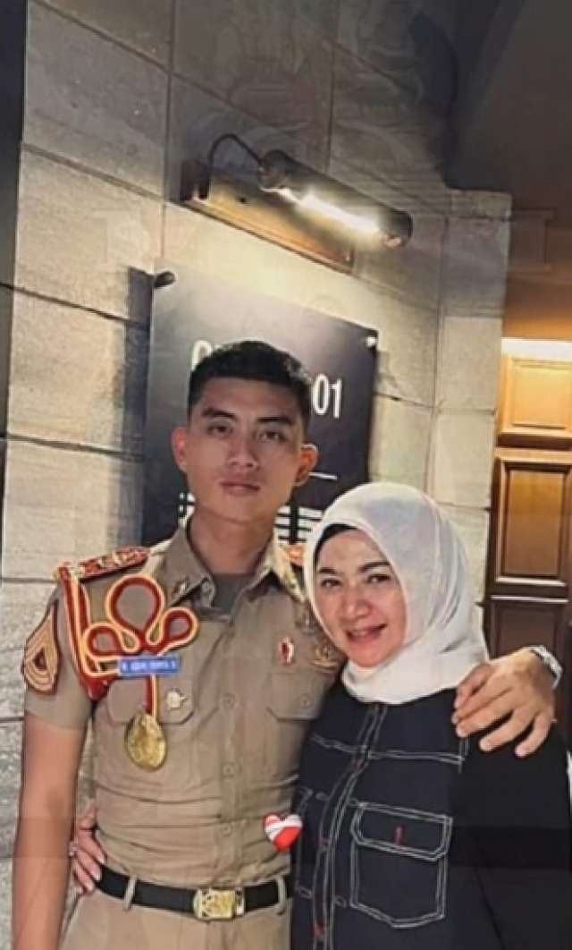 Potret Wanita Cantik Selalu Dampingi Taruna Akmil TNI, Dikira Pacar Ternyata ini Hubungan Keduanya