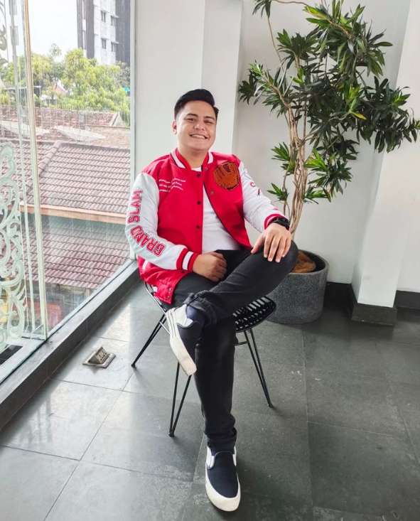 Potret terbaru Galih Ginanjar