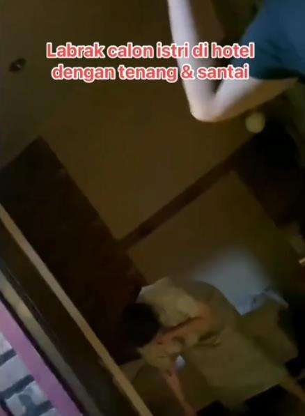 labrak calon istri selingkuh di kamar hotel.
