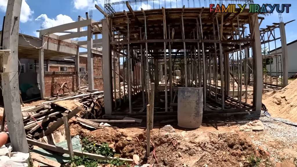 Tengok Potret Pembangunan Rumah Baru Jirayut Untuk Keluarga di Thailand, Hasil Kerja Keras Perjuangannya