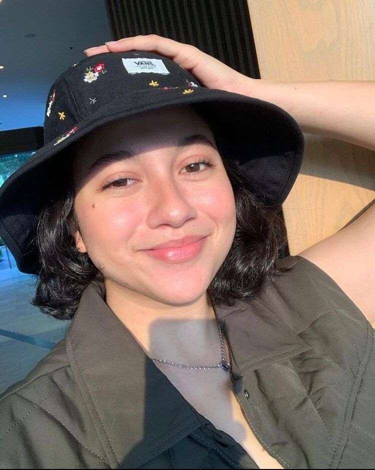 Dipuji Cantik oleh Bastian Steel, Berikut Potret Selfie Sitha Marino Tanpa Makeup