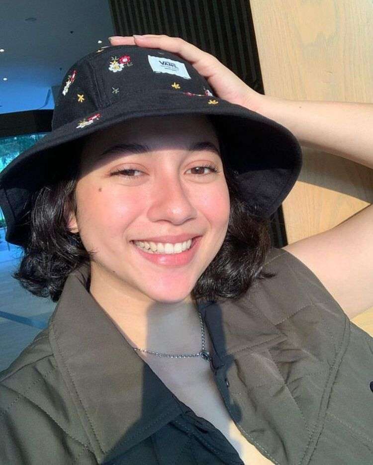 Dipuji Cantik oleh Bastian Steel, Berikut Potret Selfie Sitha Marino Tanpa Makeup