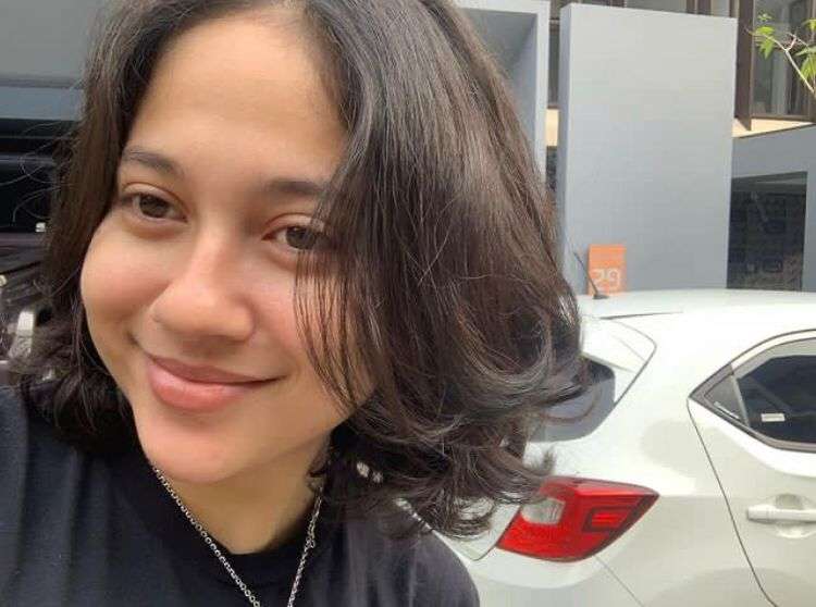 Dipuji Cantik oleh Bastian Steel, Berikut Potret Selfie Sitha Marino Tanpa Makeup