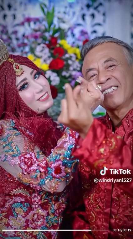 Viral Pernikahan Suami Lebih Tua 40 Tahun, Rahasianya Dibongkar Warganet