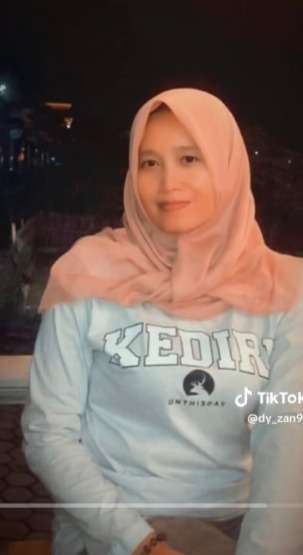 Perjuangan Pasangan Beda 21 Tahun, Sempat LDR Beda Negara Akhirnya Dapat Restu Orangtua