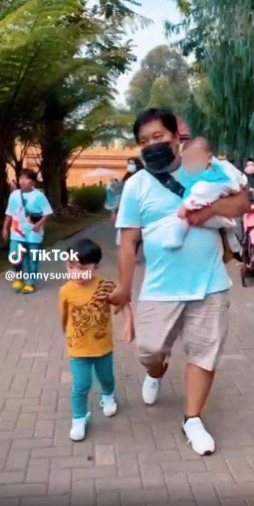 Transformasi bentuk badan papa muda yang mengejutkan.
