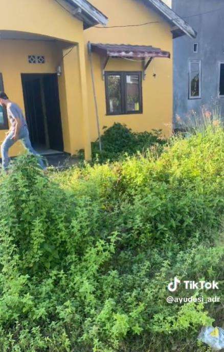 Ditinggal kabur, kontrakan mirip rumah terbengkalai.