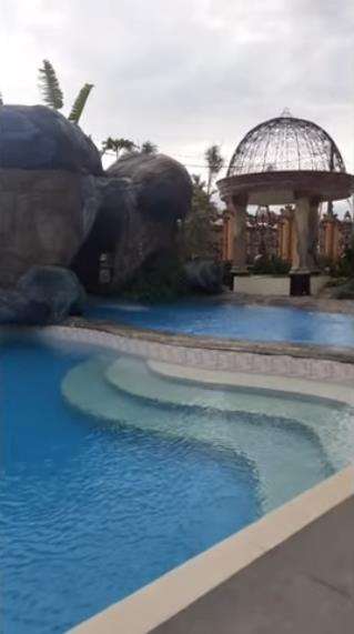 Rumah 'Sultan' Bojong Koneng.