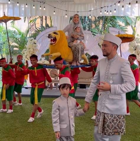 Sunatan Putra Omesh