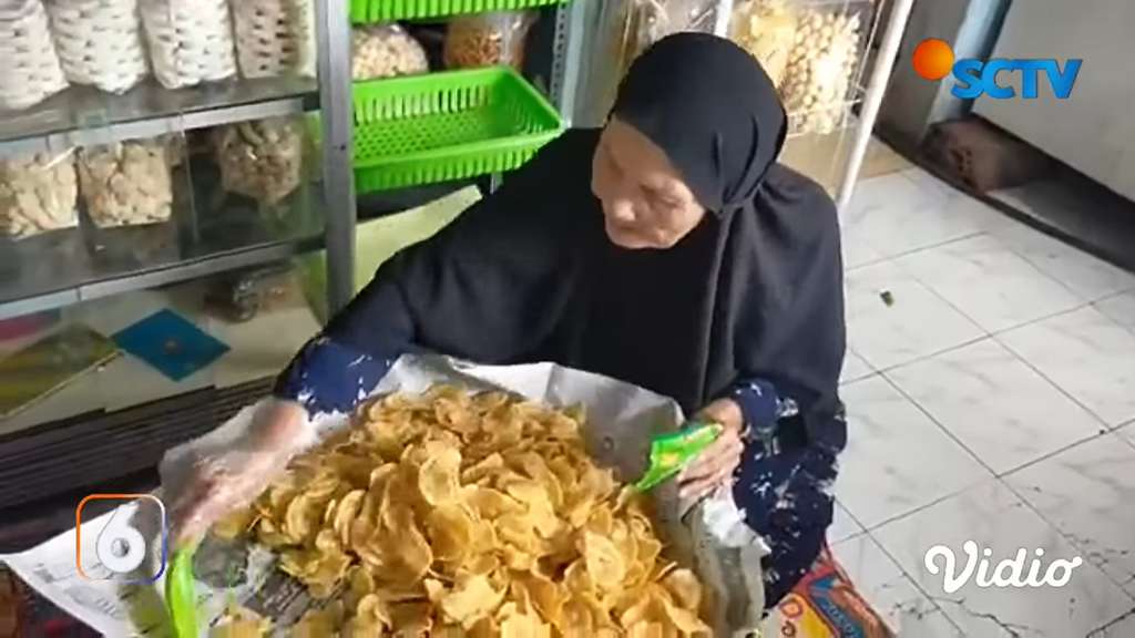 Kisah Pilu Nenek 73 Tahun Menunggu Giliran Haji, Kumpulkan Biaya dari Hasil Jualan Keripik