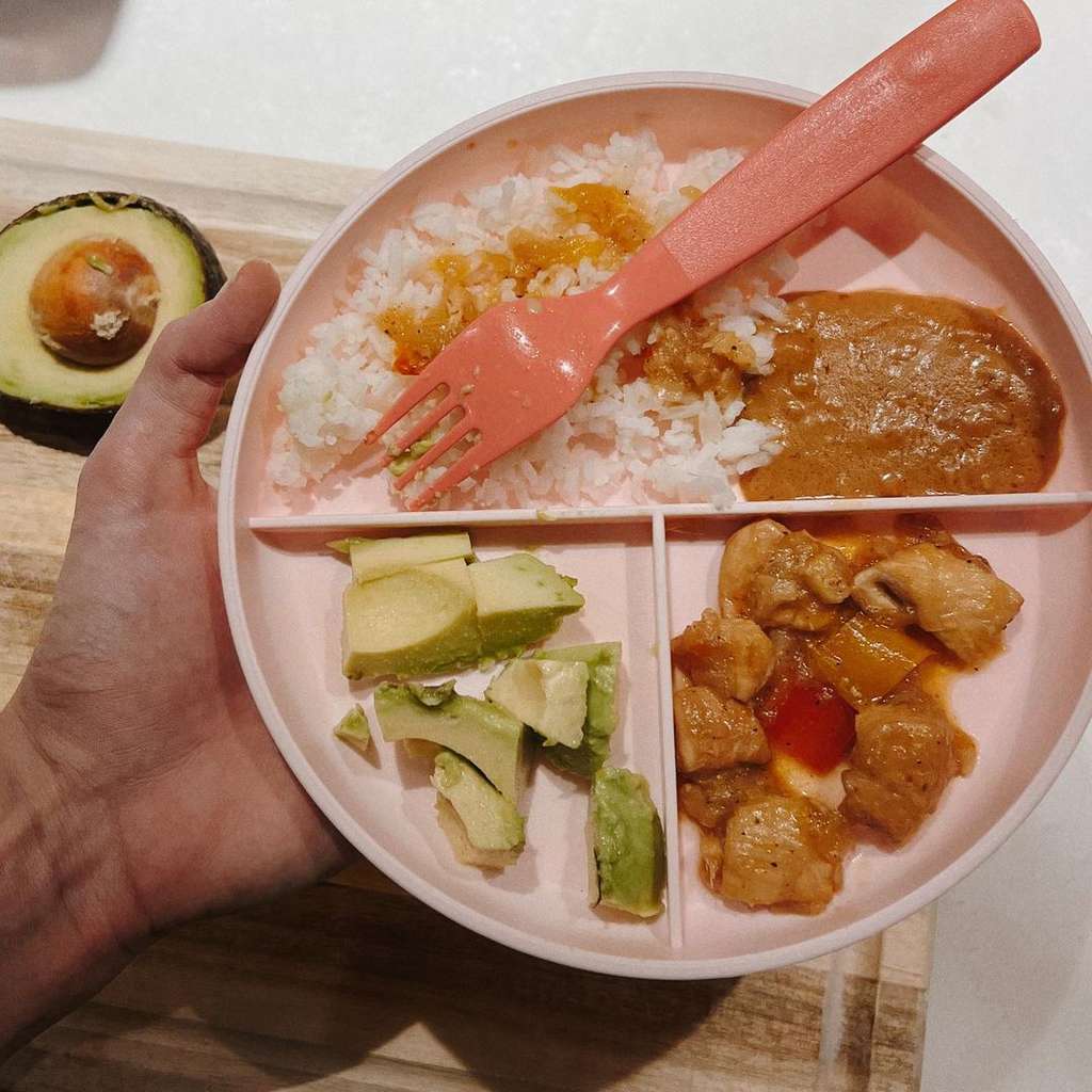 Bekal bikinan Gigi Hadid